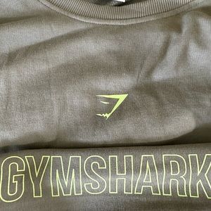Gray Gymshark Cropped Sweatshirt size medium